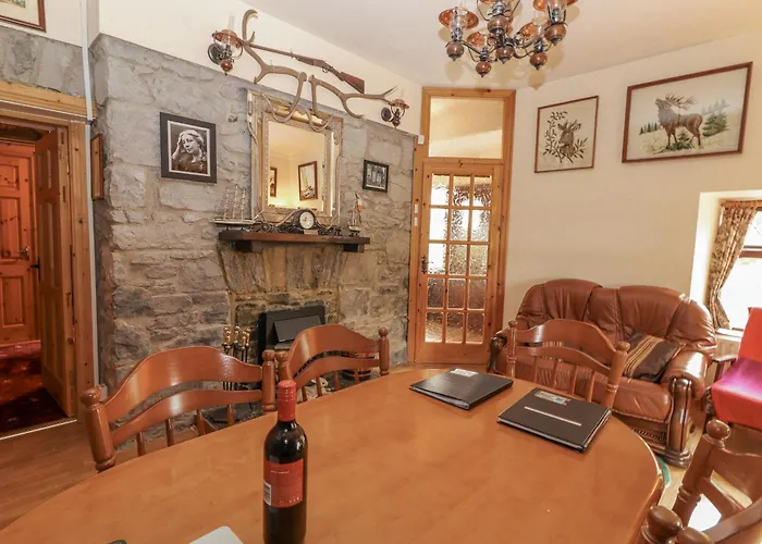 Coole Gate 度假居 *